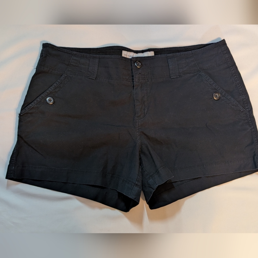 Old Navy Women's Cotton Blend Mid-rise Black Casual Shorts